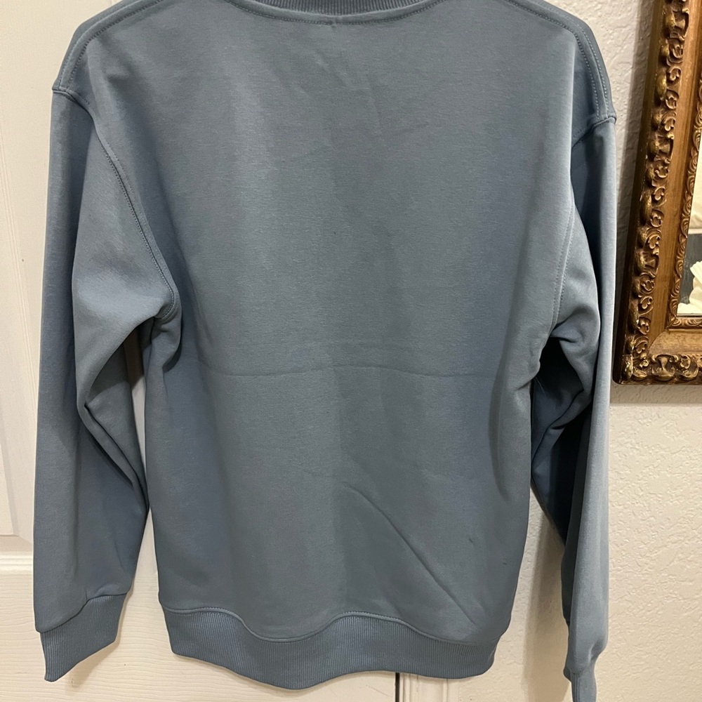 ALO Yoga in Slate Blue - Picture 2 of 3